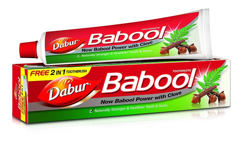  Зубная паста Babool с гвоздикой (Dabur) 60g Аюрведическая зубная паста с аравийской акацией Babool эффективно очищает зубы, оздоравливает полость рта, укрепляет десны и эмаль зубов.
Благодаря основному натуральному компоненту, входящему в состав – экстракту дерева акации аравийской – зубная паста обладает вяжущим и антисептическим действием, предотвращает кровоточивость десен и их припухлость. В результате – десны становятся крепкими, а зубы здоровыми и сильными.

Гвоздика (Eugenia caryophyllata), известная своими антибактериальными и обезболивающими свойствами, эффективна в борьбе с бактериальным разложением частиц пищи. Это помогает бороться с микробами и предотвращает распад зубов и полости, а его обезболивающее действие помогает избавиться от зубных болей

Акация Бабул обладает антибактериальным, ранозаживляющим, вяжущим, противовоспалительным действием.