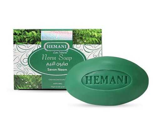 Мыло с маслом нима 75г Neem Soap Hemani Мыло содержит уникальный природный компонент масло из семян дерева Ним, которое обладает сильным защитным и успокаивающим действием, активизирует процессы регенерации и тонизирует кожу. Это мыло поможет избавиться от прыщей, акне, эффективно практически при любых кожных высыпаниях. Мыло является гипоаллергенным (в составе отсутствуют эфирные масла) и поэтому подходит даже для детей и аллергиков!