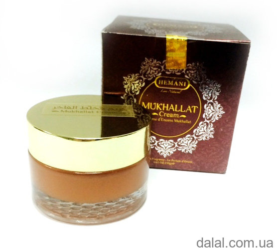 Крем духи Mukhallat Cream от Hemani 30г Mukhallat Cream от Hemani - это аромат для мужчин и женщин, принадлежит к группе ароматов восточные цветочные. Композиция аромата включает ноты: Цветочные ноты, Мускус, Древесные ноты, дерево Агар, шафран, Сандаловое дерево, Амбра, специи.​

Твердые духи или джамид ― это сухие духи на восковой основе с содержанием натуральных масел. Не содержат спирта. Полностью натуральные по своему составу​.