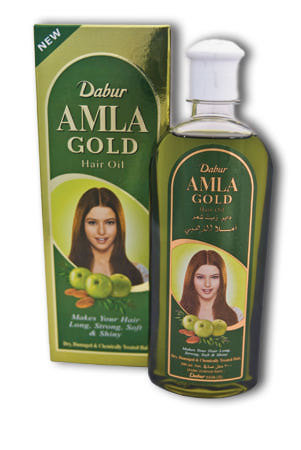Амла Gold з мигдалем і хною (200мл) Dabur Это масло улучшает рост волос и пигментацию структуры волоса, предотвращает преждевременную седину, укрепляет корни волос, препятствуя выпадению волос и появлению перхоти, улучшает кровообращение кожи головы, устраняет ломкость, сечение концов волос. Делает волосы мягкими, блестящими и шелковистыми.Стимулирует рост волос.
Является прекрасным средством закрепления окрашивания и придания сияющей красоты волосам после окрашивания хной и басмой.