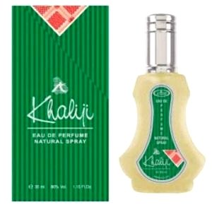 Спрей Khaliji (30ml)  Это легкий и освежающий аромат свежих апельсинов, обрисованных теплым янтарем с сандаловым деревом. Тонкие нюансы лимонной травы окрыляют аромат.