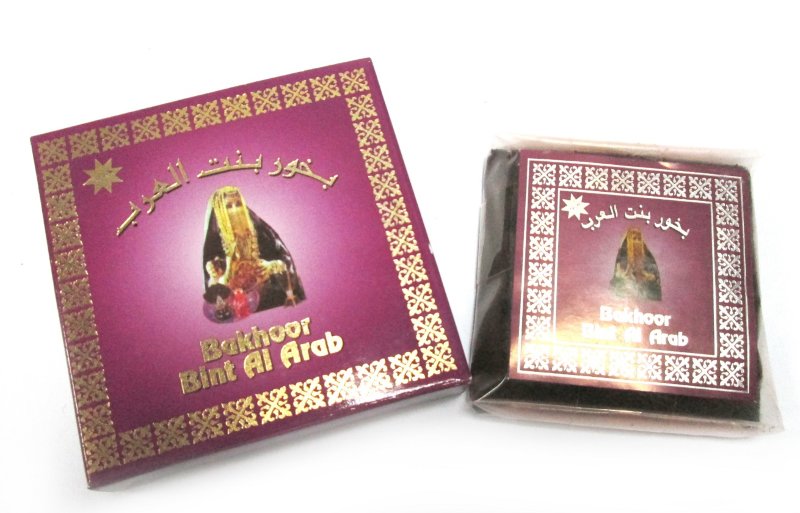 Бахур Bint Al Arab (7x7см) Этот бахур наполнит Ваш дом свежим восточным ароматом
Состав: Агаровое дерево, амбра, сандал, мускус, амбра, ладан, роза ....
Аромат божественный.